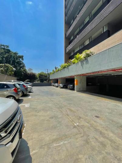 Unique Suite In El Poblado Cowork/ Gym / Fast Wifi Medellin Exterior photo